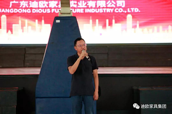 【黃壽金董事長發表講話】 【黃壽金董事長發表講話】